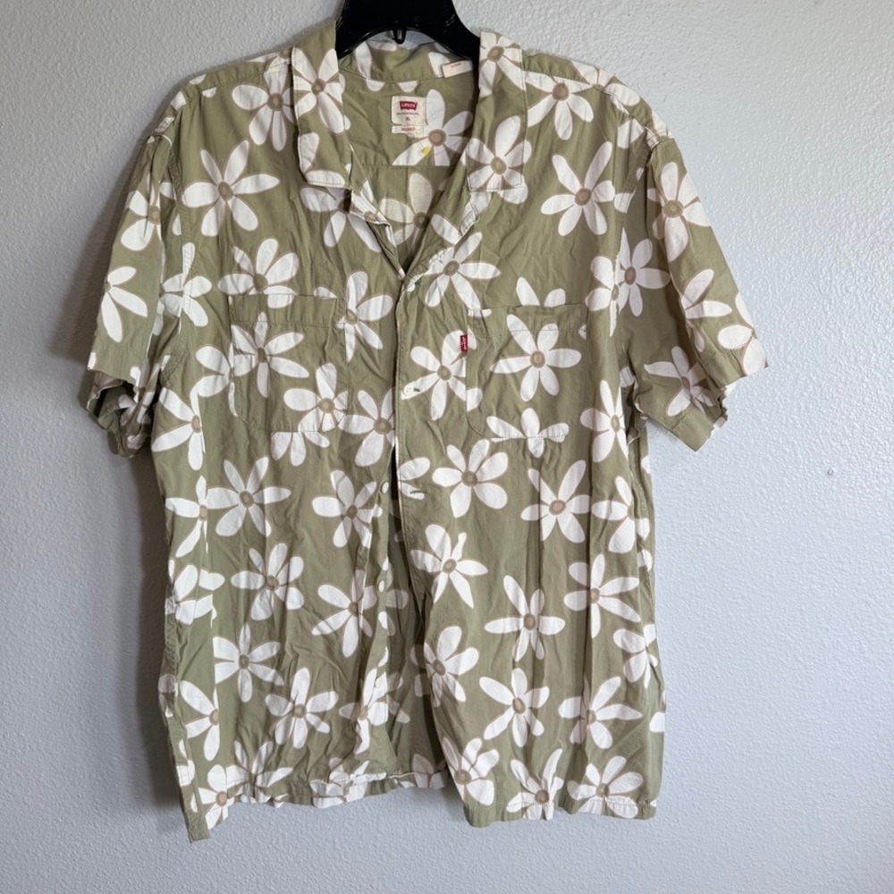 Levis Mens Relaxed Fit Short Sleeve Button Up Shirt Green Floral Daisy XL